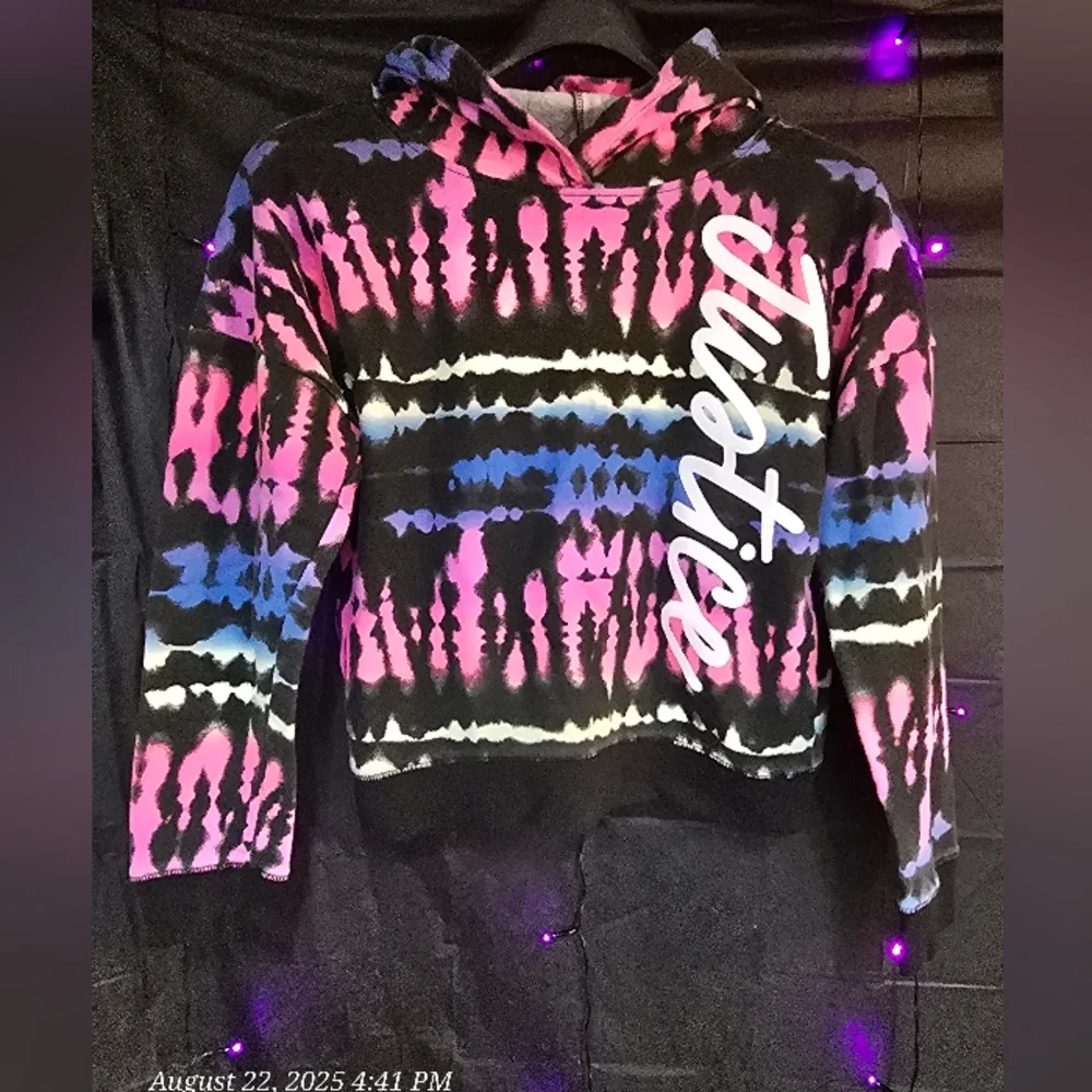 guc justice hooded sweater sz L